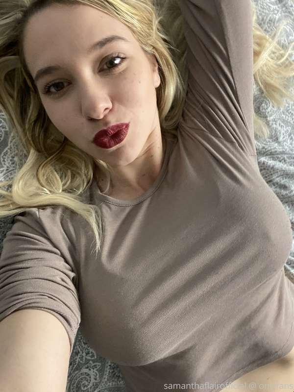 Blonde with red lipstick
