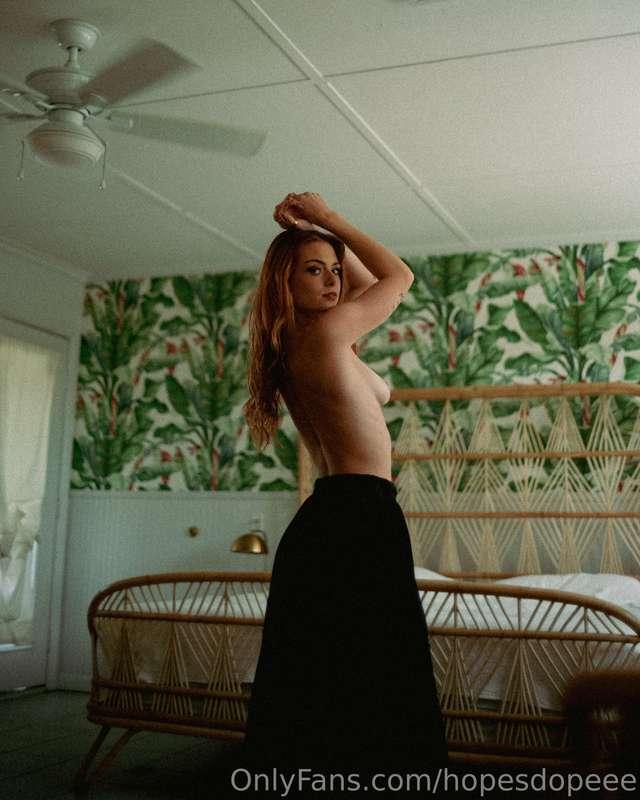 be on your toes for the new content i’m dropping tomorrow 💚