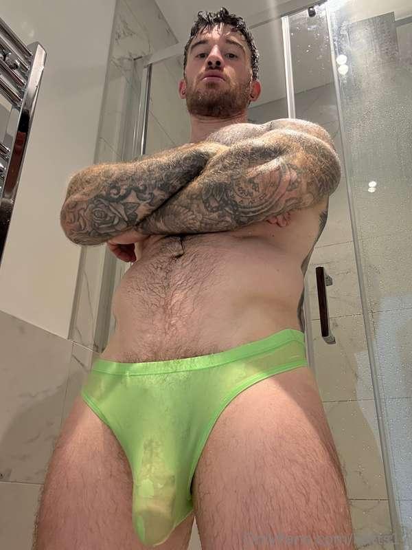 Who’s more wet? Me or you? If green wasn’t your favourite co..