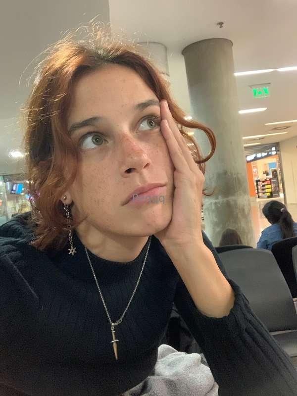 Im still at the airport 🙃🙃