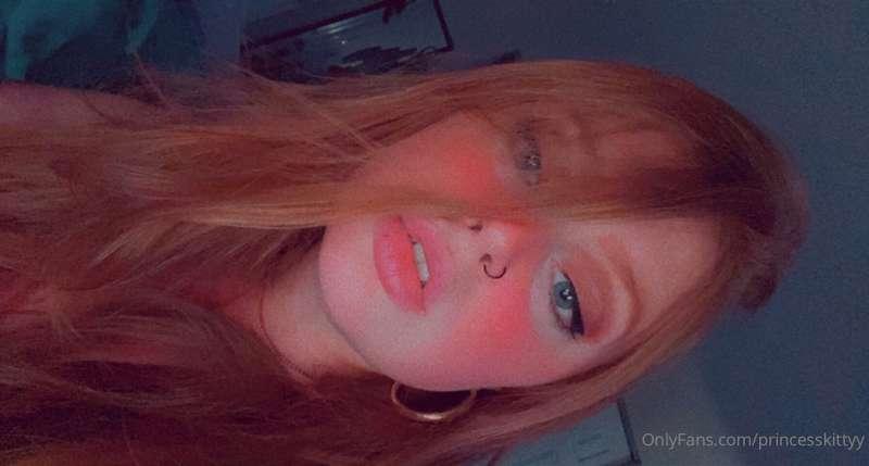 Being naked is more 𝕗𝕦𝕟 🥴
