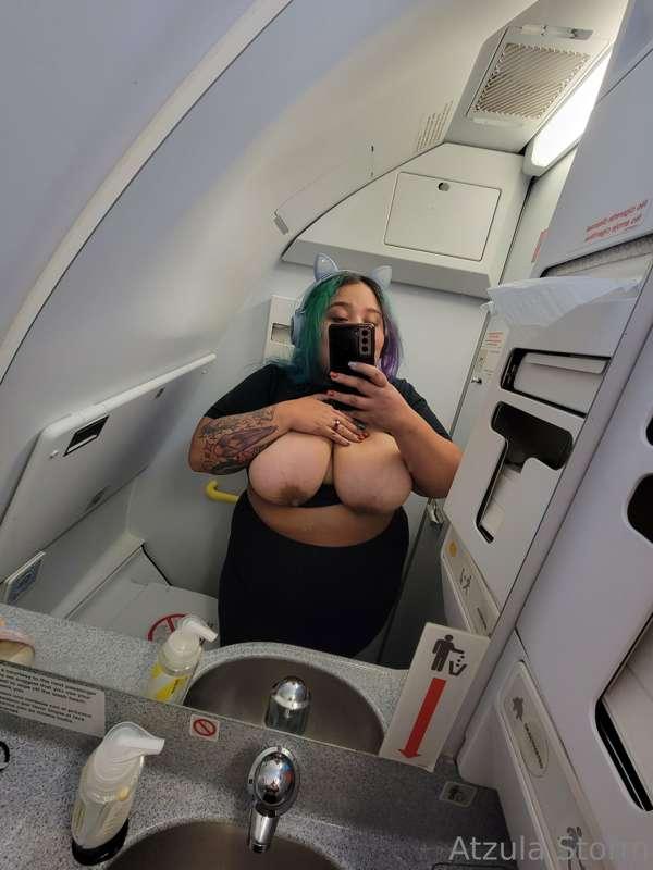 On the flight! Tip me so I can have a good time. If you know..