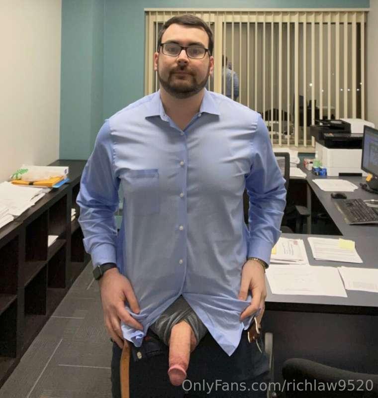 Wyd if you walk into my office with me like this?