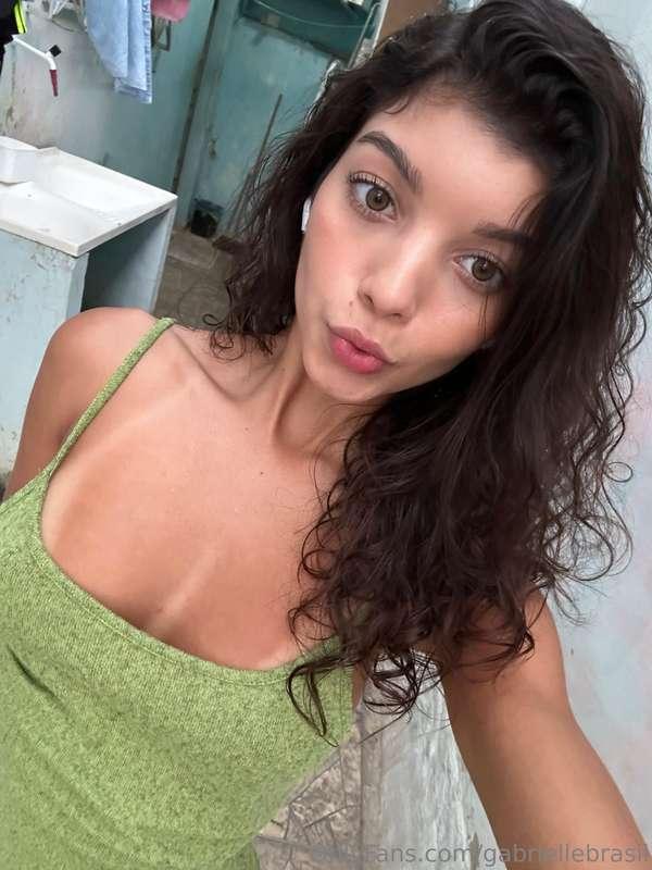 what color is my eyes?