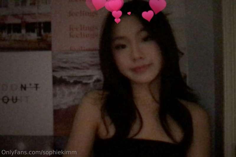 help me move out so i can have better lighting pleaseee 🫠🫠🫠 