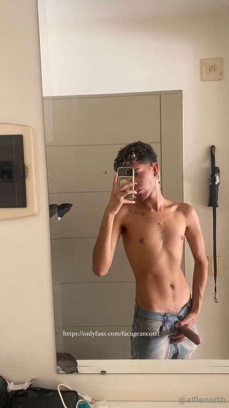 ***Hey darling ❤️I present to you my sexy friend @Facugeanco..