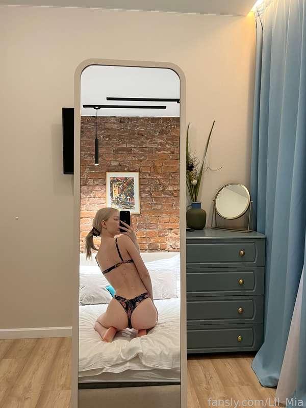 lil_mia image #1