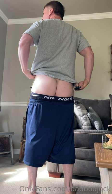 A little dad butt