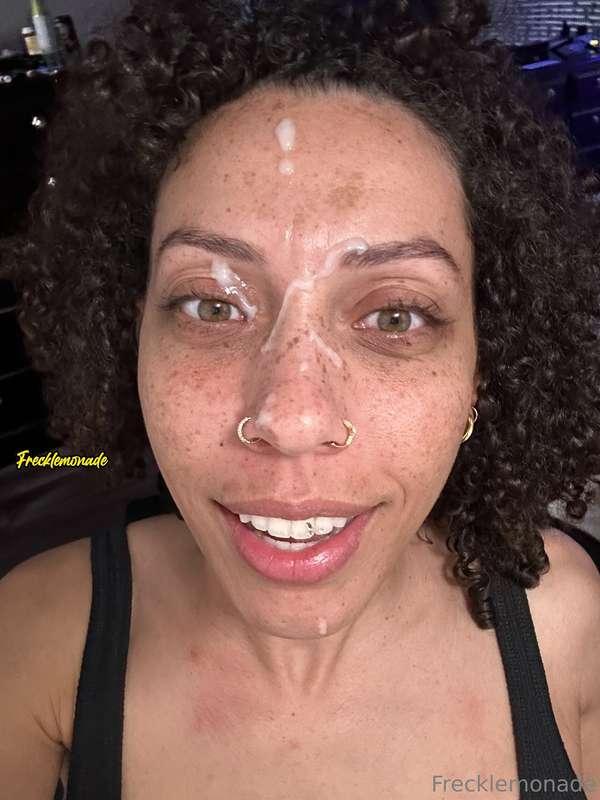 Wanna paint my face like this? Be a good boy first 😈💦💦💦