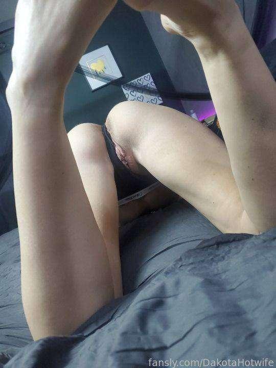 dakotahotwife image #32