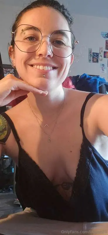 Morning, babe…This is what I wear when I work from home, no ..