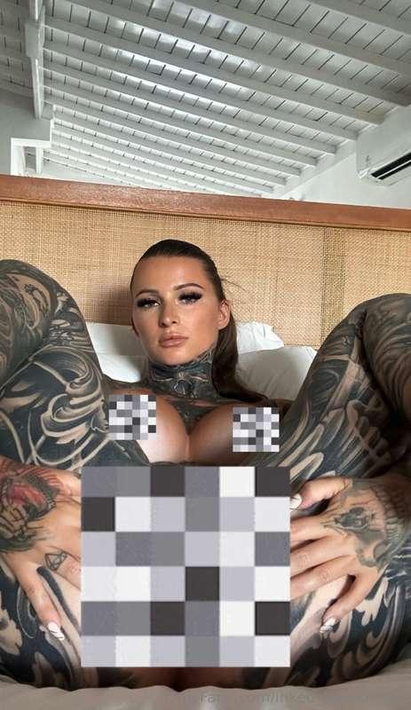 **Wanna see how I spread my holes for you daddy** ? ***I kno..