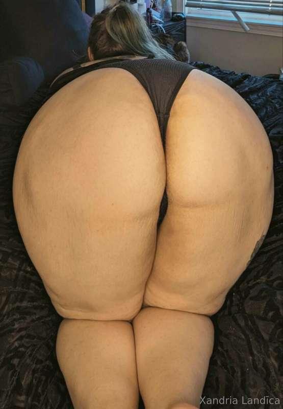 succubusnextdoor24 image #0