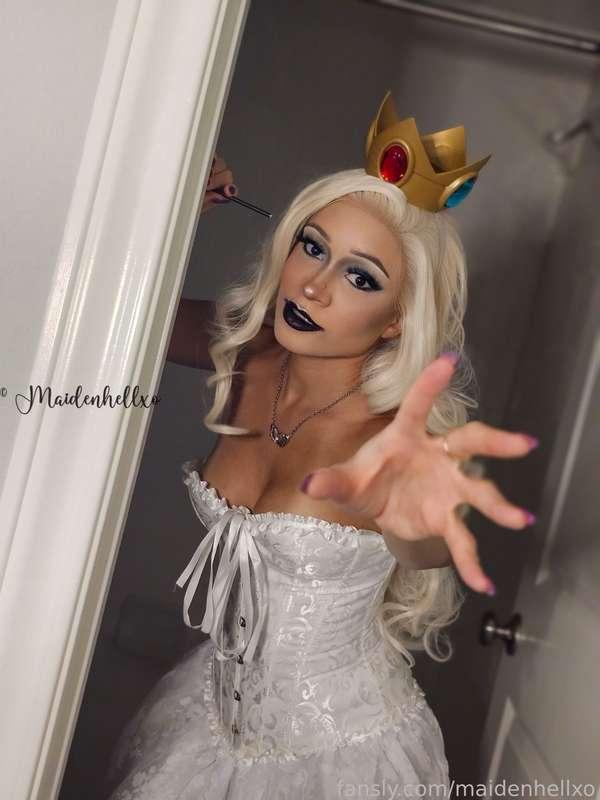 maidenhellxo image #16