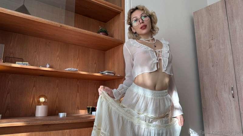 Today I decided to dress in an incredibly elegant, light and..