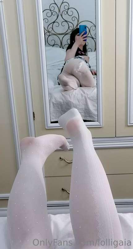 Pantyhose is so sexy, right?😏

I collant sono così sexy, ver..
