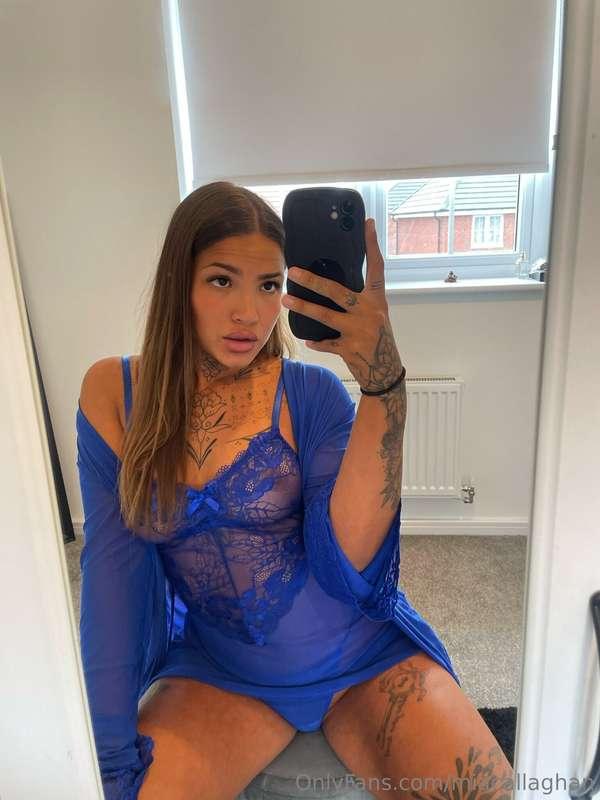 I get so horny taking pictures because I keep thinking about..