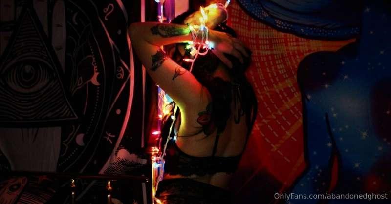 abandonedghost image #0