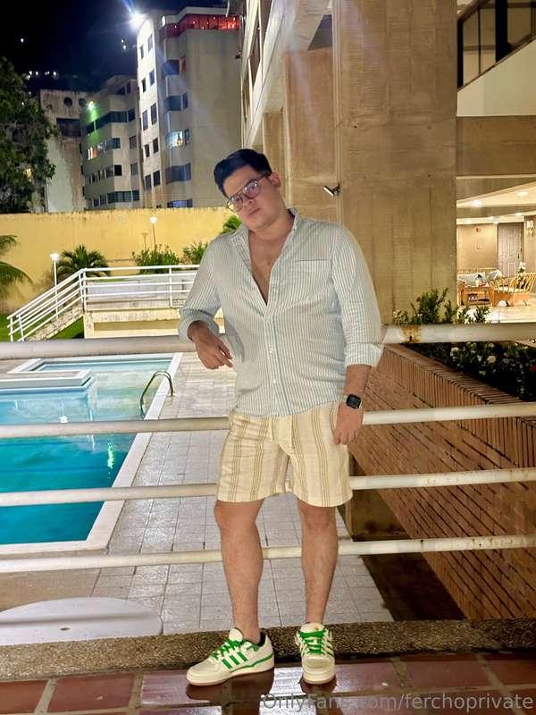 Happy new year 2025 🥂 babys 😁😁😁🎁🎁🙈🙈