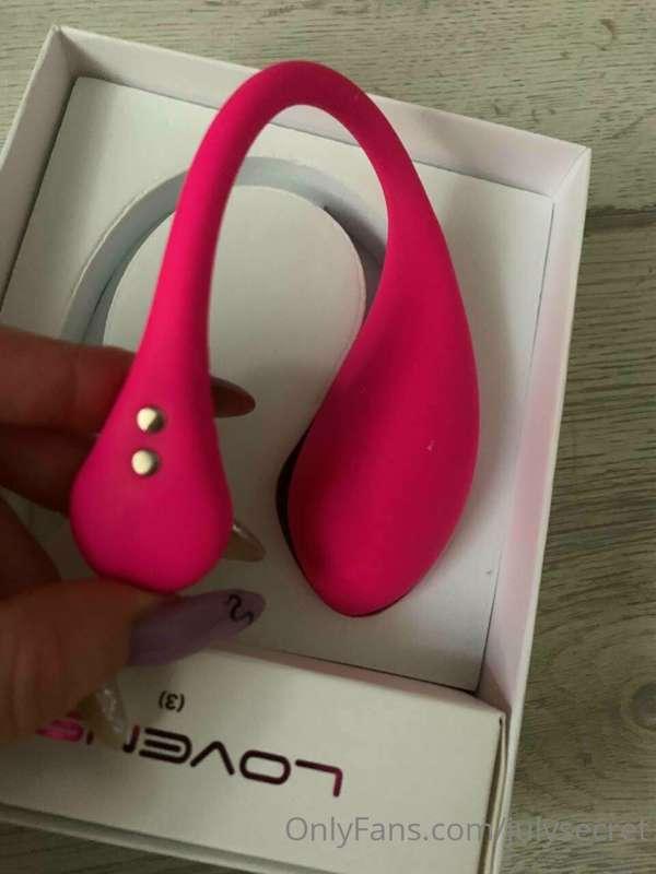 Hello Kitties! I recently bought a new toy and I'm already e..