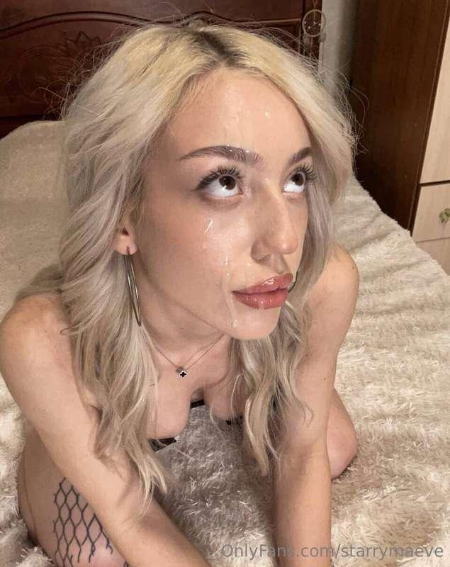 ## 🚨 @bambi.eva 🚨 🍓🍓🍓DIRTY PRINCESS WANTS YOU TO SCREAM OUT ..