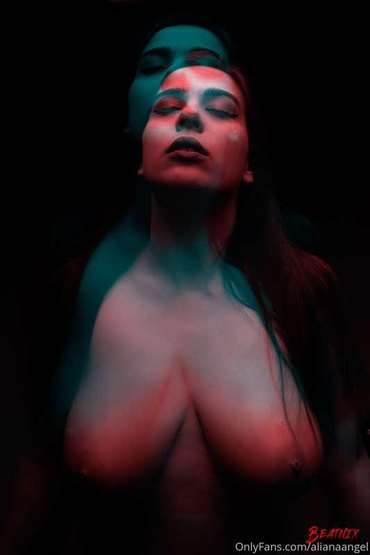 Vibing~

PH: Beatnix Photography