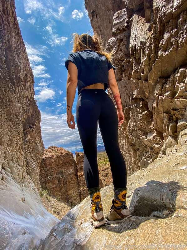 To the windowww, to the wall....to the cum shooting out of your throbbing dick as you imagine my tight pussy 😽

That's how the song goes right???

Took my top off on the Window Trail at Big Bend a couple weeks ago...anddd a group of hikers almost caught me 🙊Otherwise, I would have loved to be butt ass naked taking in the BIG West Texas viewssss.

Anyone else ever make a road trip down to Big Bend? I'd love to hear about your experiences!
