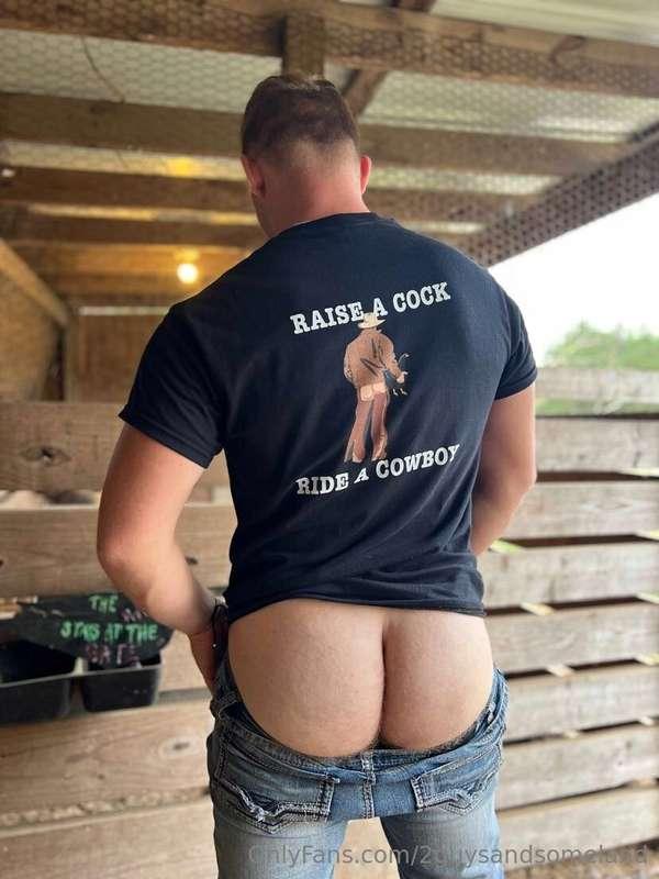 First Post. Now back to 🐓 chores 😈