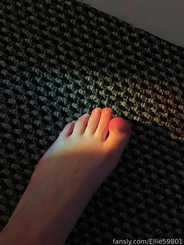ellie59801 image #2