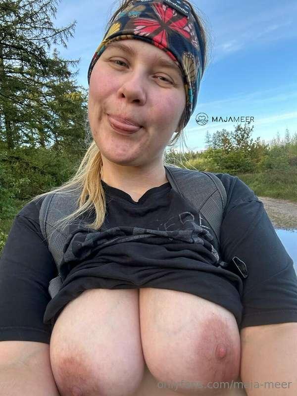 Free the nipples!!! 🥰