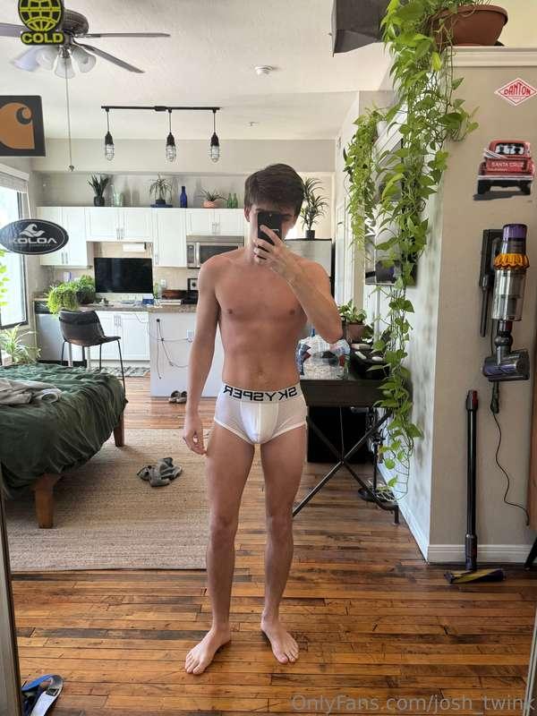 josh_twink image #1