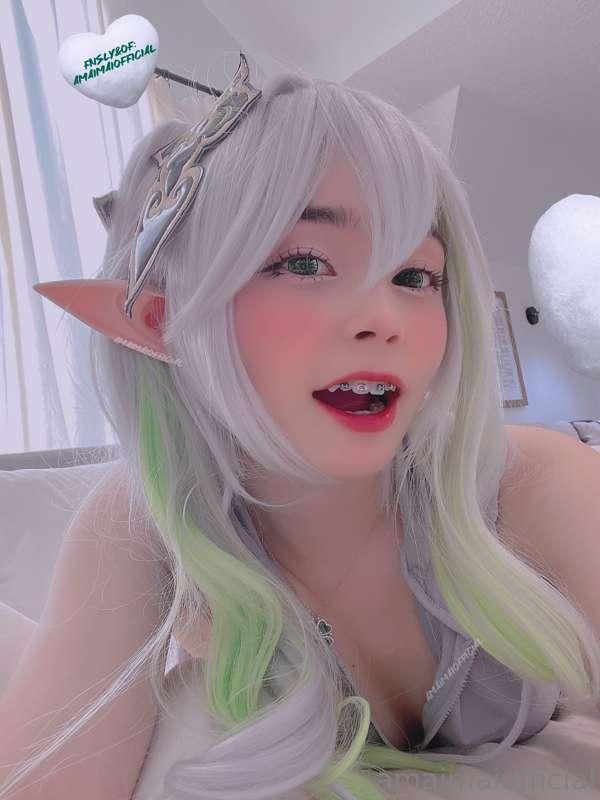 My braces bands match the cosplay 😌 
Whatcha think?!