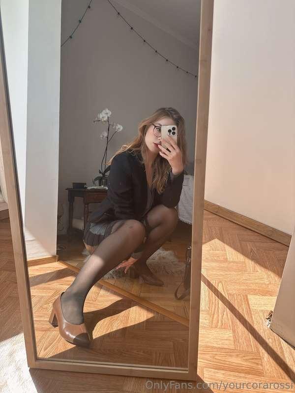 yourcorarossi image #4
