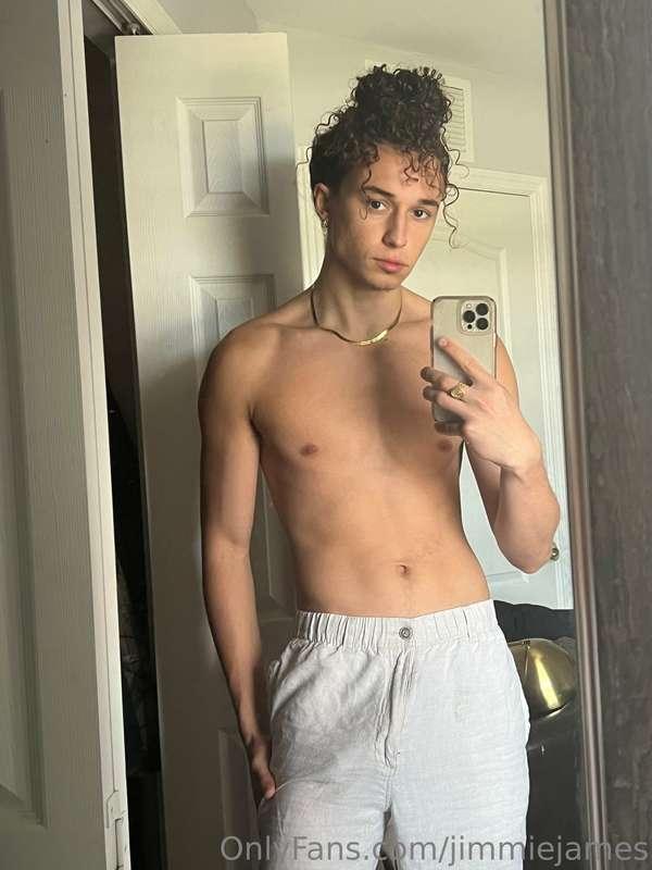 Who wants a taste? I really need a throat today 😜