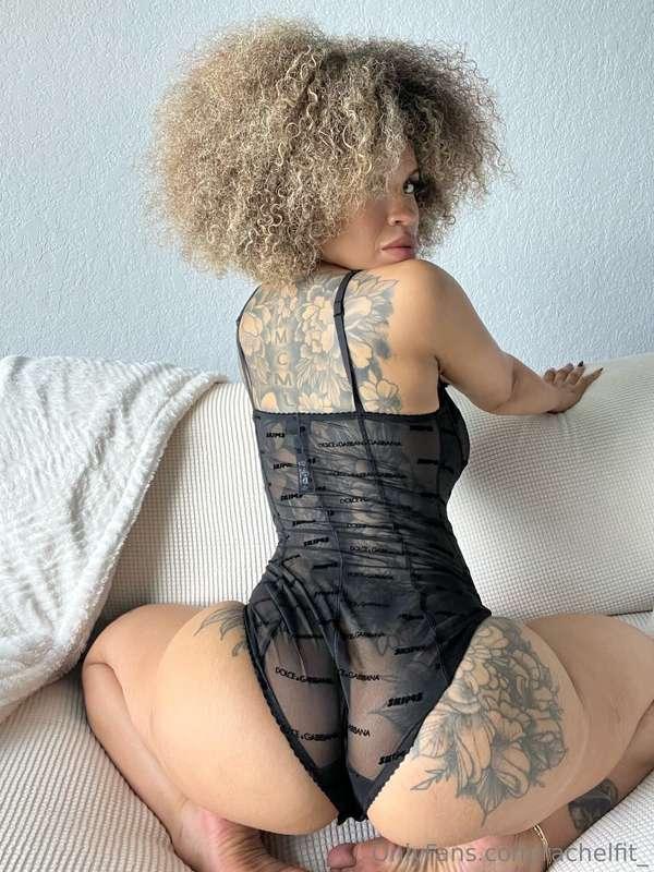 Keep staring, I know where your mind’s going. 😏