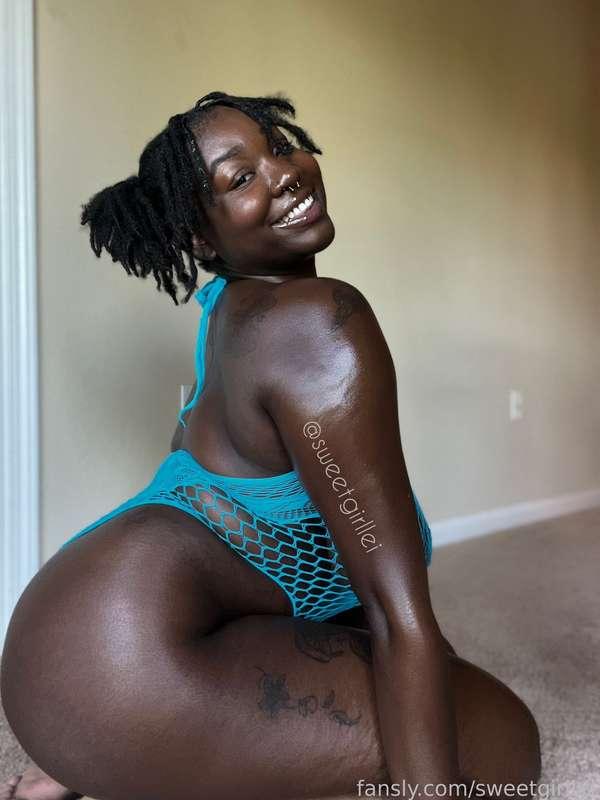 sweetgirllei image #5