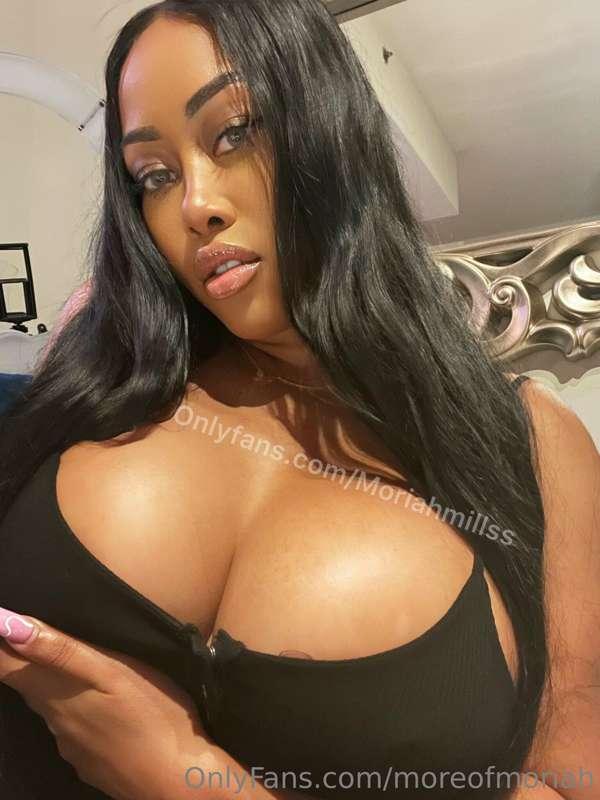 On my pretty face or my big tits? 😜 💦