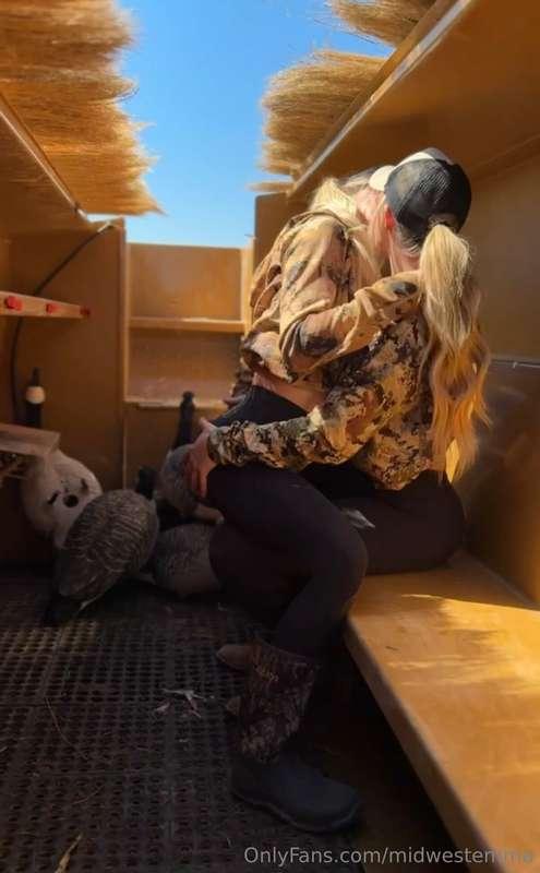 Wanna go hunting with @taylorbreeseyfree and I? Watch this f..