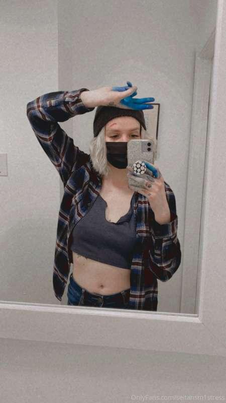 You know it’s been a crazy day when I have color on my face ..