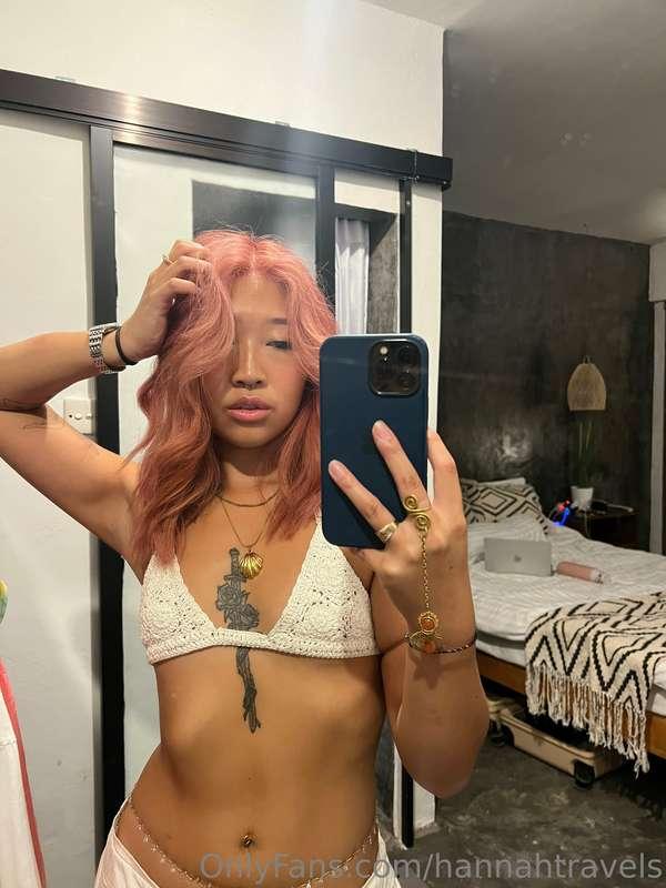 tell me i look sexy with pink hair 😝