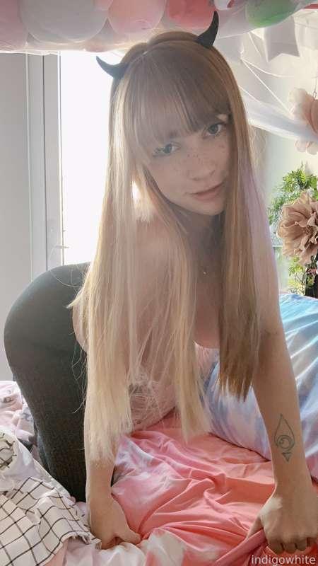 indigowhite image #192
