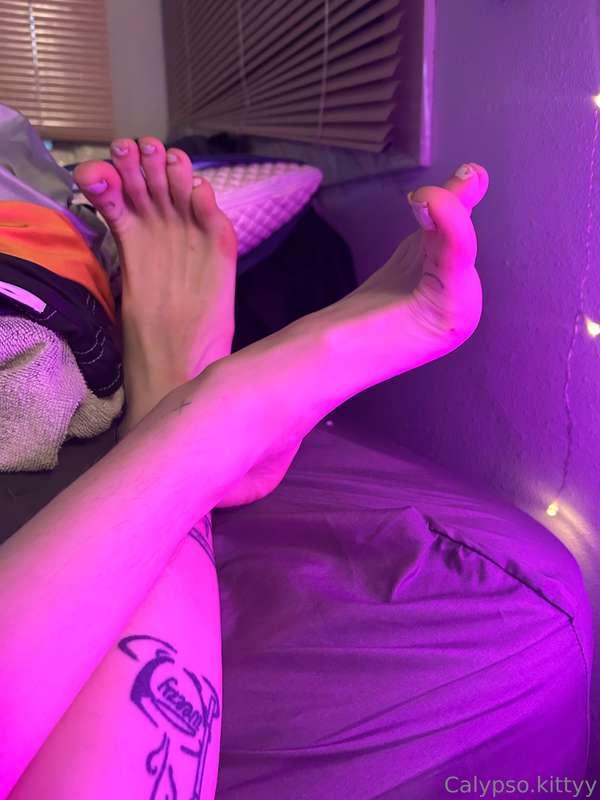 Guess what color my toes are now?