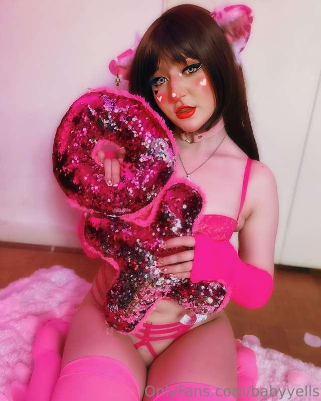 new *dd / lg* video out now! check your dms💗