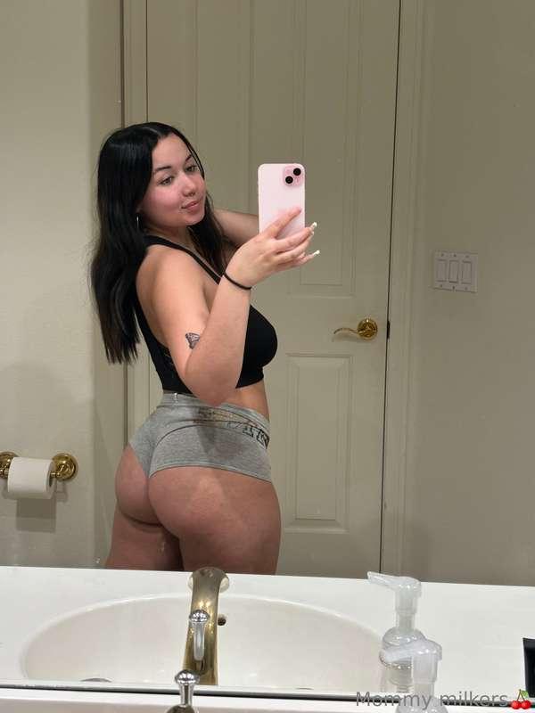 🍑😏