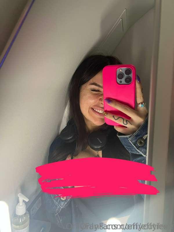 You know i have to flash everywhere i go ;) including on the..