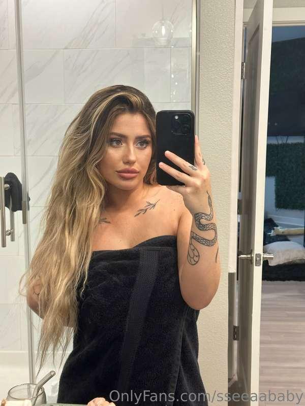 shower time ---> @xoxoblaiir