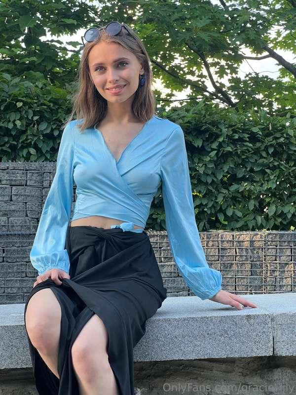I love to walk around the city and find new places to walk a..