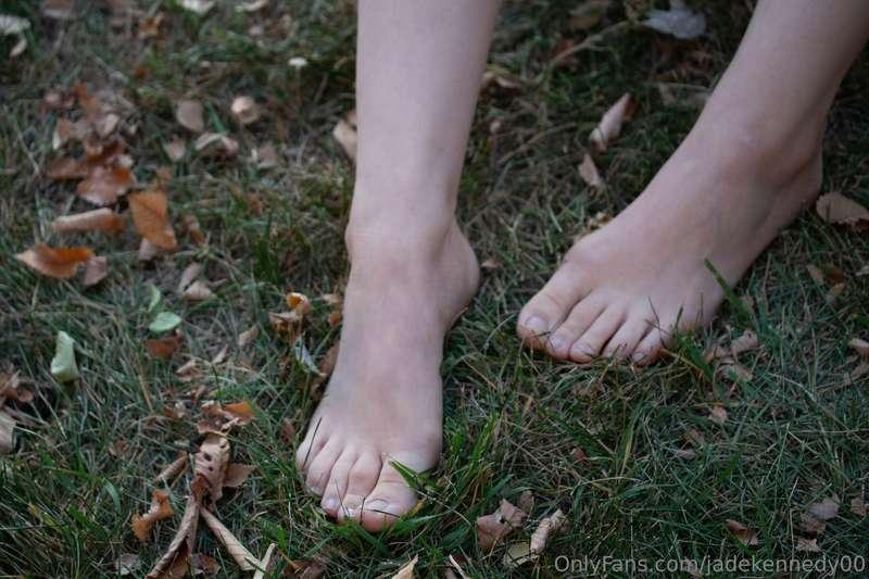 A question for my foot fellas- what kind of niche content ar..