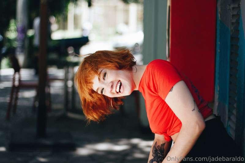 At worst, I feel bad for a whileBut then I just smileI go ah..