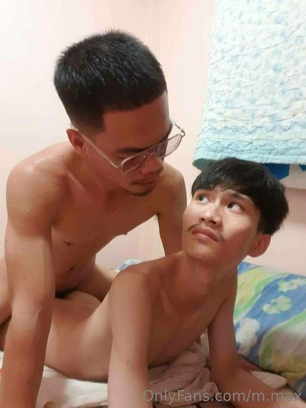 ม้ะมี๊ @iisun อ้อนหนักเลย รอชมได้ครับ